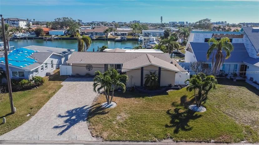 Picture of 725 119Th Avenue, Treasure Island FL 33706