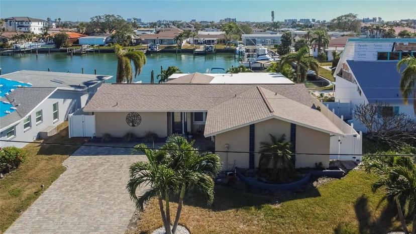 Picture of 725 119Th Avenue, Treasure Island FL 33706