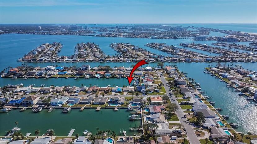 Picture of 725 119Th Avenue, Treasure Island FL 33706