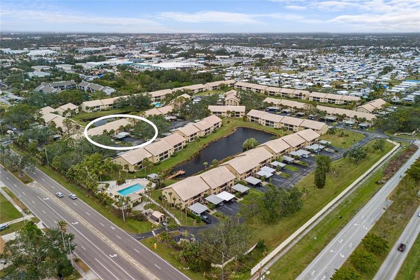 Picture of 380 Three Lakes Lane Unit E, Venice FL 34285