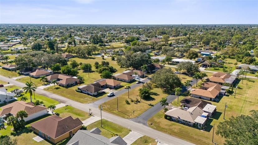 Picture of 235 Thistle Court Unit 235, Lehigh Acres FL 33936