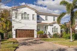 Picture of 534 Suwanee Circle, Tampa, FL 33606