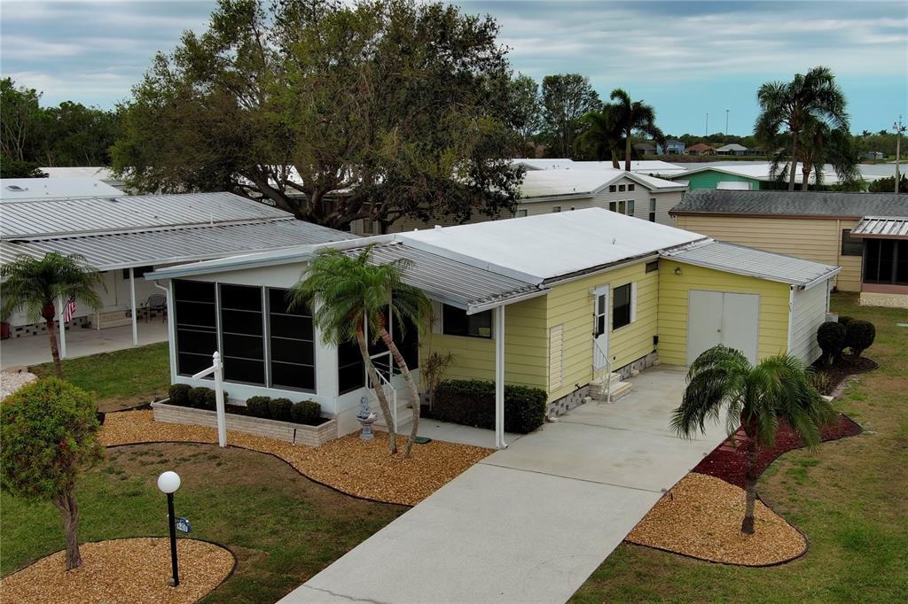 Picture of 8411 Regal Way, Palmetto, FL 34221