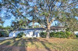 Picture of 3207 Woodmont Drive, Sarasota, FL 34232