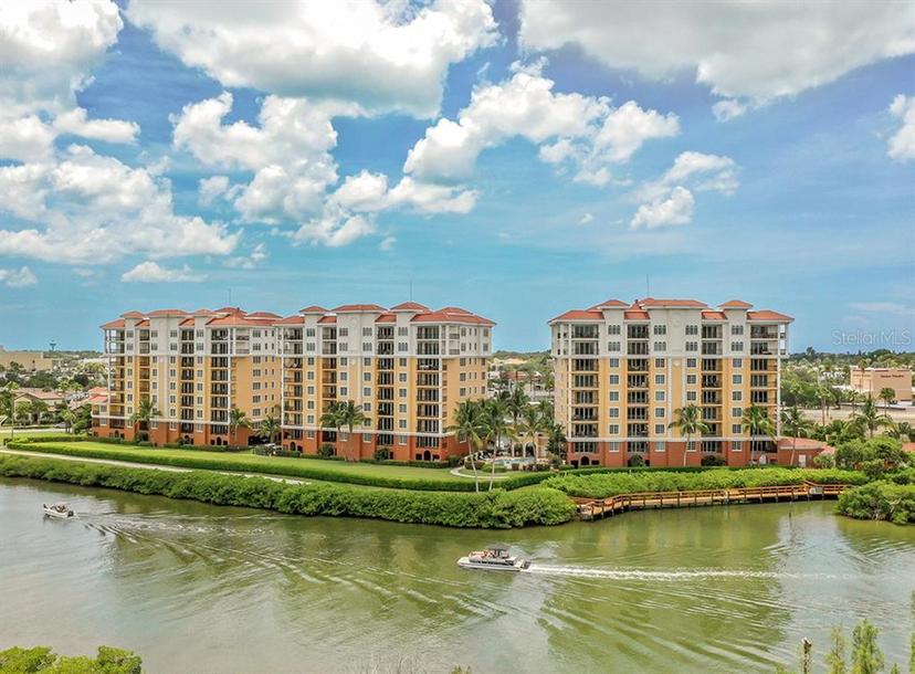 Picture of 157 Tampa Avenue E Unit 807, Venice FL 34285