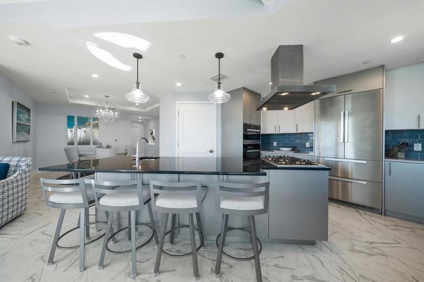 Picture of 15 Avalon Street Unit 704, Clearwater Beach FL 33767