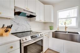 Picture of 1948 Jeffords Street, Clearwater, FL 33764