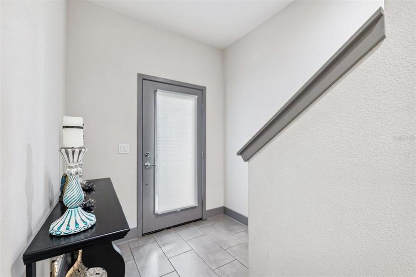 Picture of 4810 W Mcelroy Avenue Unit 2, Tampa FL 33611