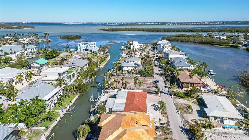 Picture of 579 Bayview Drive, Longboat Key FL 34228