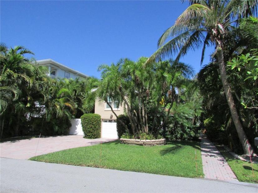 Picture of 24 160Th Court, Redington Beach FL 33708