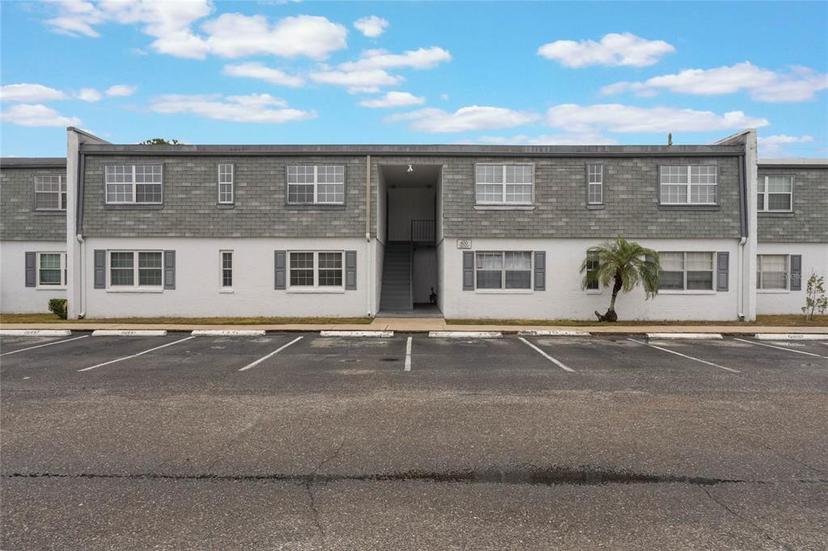 Picture of 1000 S Semoran Boulevard Unit 814, Winter Park FL 32792