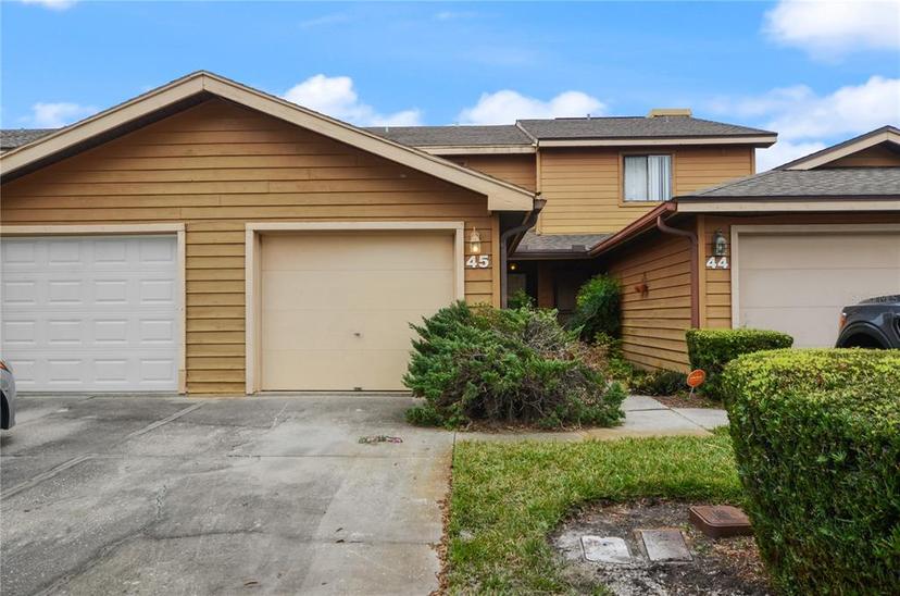 Picture of 707 Carpenters Way Unit 45, Lakeland FL 33809
