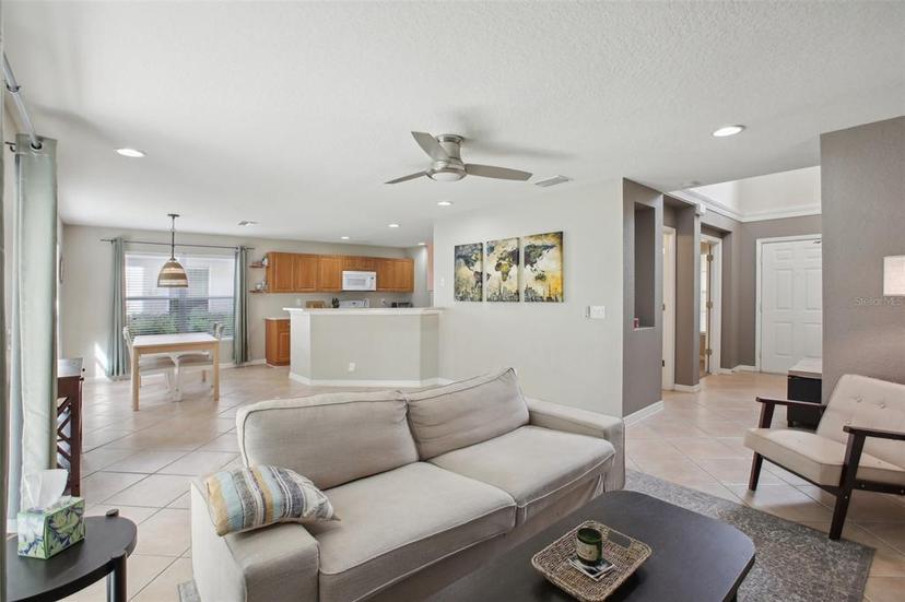 Picture of 11908 Whisper Creek Drive, Riverview FL 33569