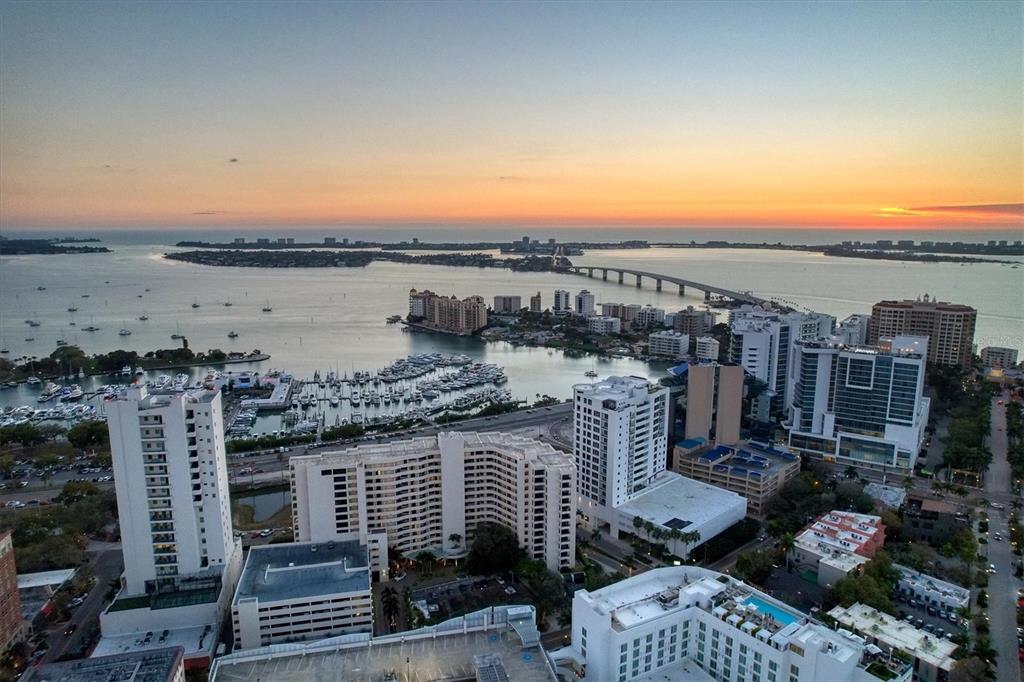 Picture of 1255 N Gulfstream Avenue Unit Ph1501, Sarasota, FL 34236