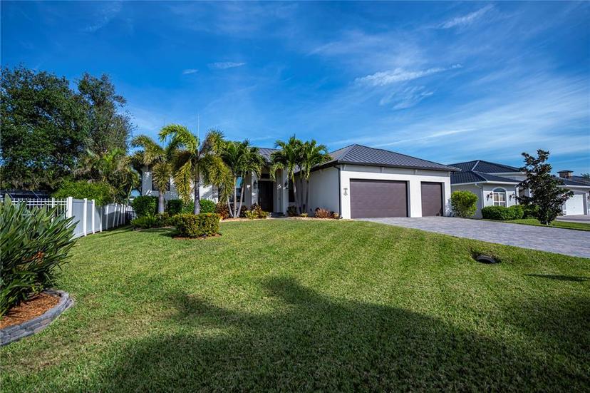 Picture of 1903 SE 35Th Street, Cape Coral FL 33904