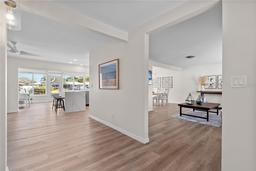 Picture of 5101 Huntington Circle Ne, St Petersburg, FL 33703