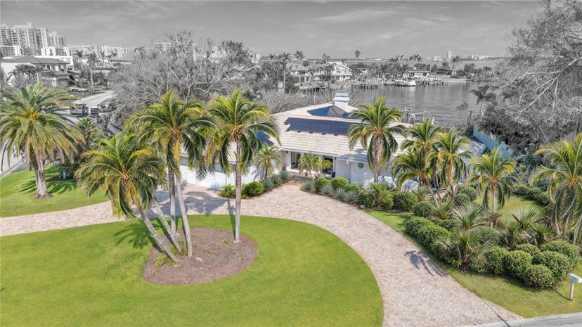 Picture of 411 Belle Isle Avenue, Belleair Beach FL 33786