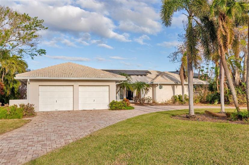 Picture of 411 Belle Isle Avenue, Belleair Beach FL 33786