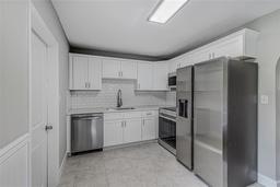 Picture of 217 W Lake Avenue, Auburndale, FL 33823
