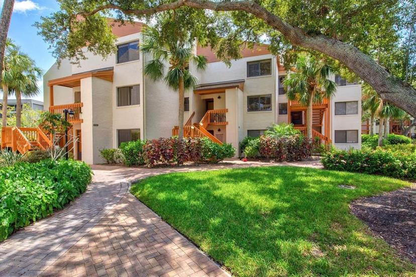 Picture of 1700 Cove Ii Place Unit 310, Sarasota FL 34242