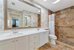 Picture of 5856 Helicon Place, Sarasota, FL 34238