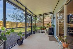 Picture of 6937 Exeter Park Place, Apollo Beach, FL 33572