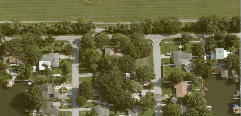Picture of 3700 Dana Shores Drive, Tampa FL 33634
