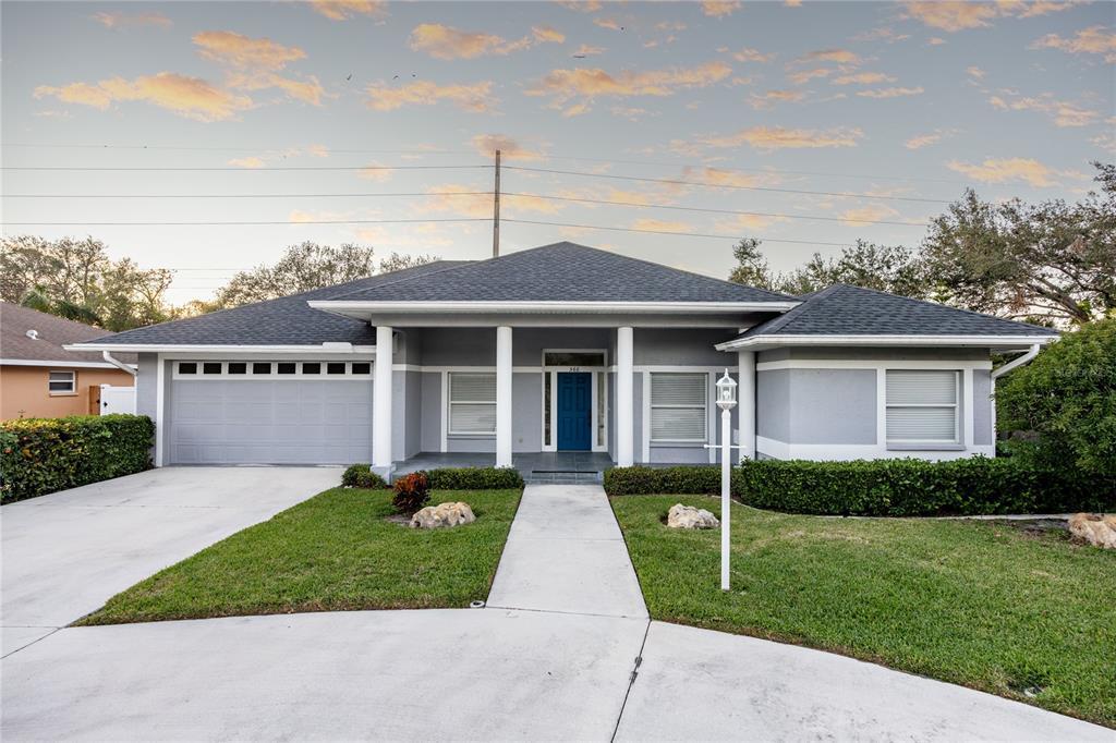 Picture of 566 Oak Bay Drive, Osprey, FL 34229