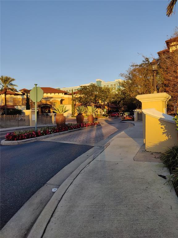 Picture of 12521 Floridays Resort Drive Unit 207F, Orlando FL 32821