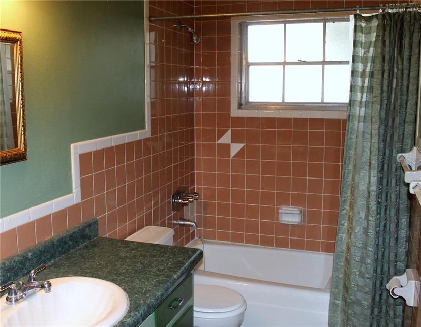 Picture of 7116 Kingsbury Circle, Tampa FL 33610