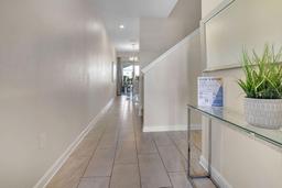 Picture of 890 Pebble Beach Drive, Davenport, FL 33896