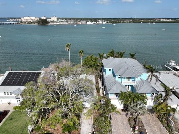 Picture of 806 Bay Point Drive, Madeira Beach FL 33708