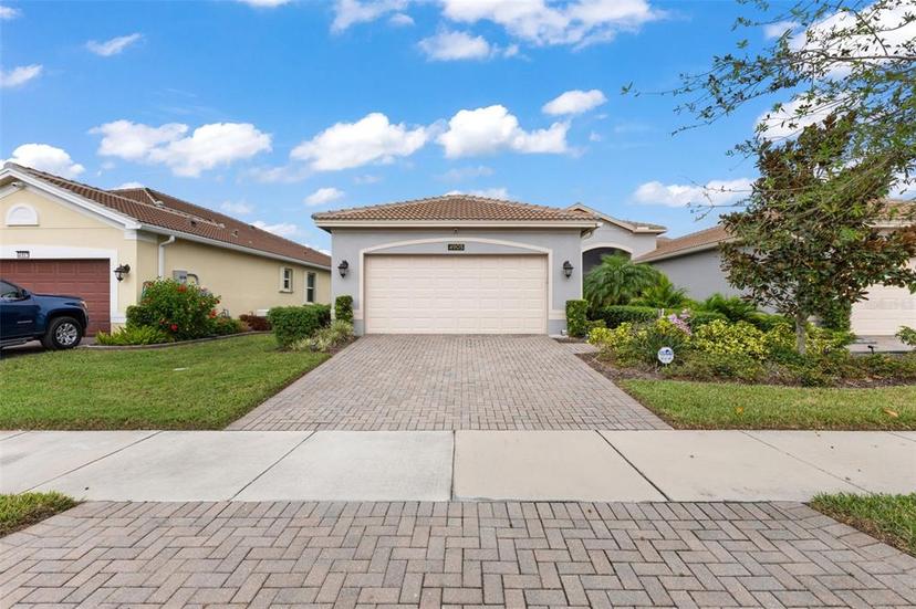 Picture of 4905 Avila Lakes Drive, Wimauma FL 33598