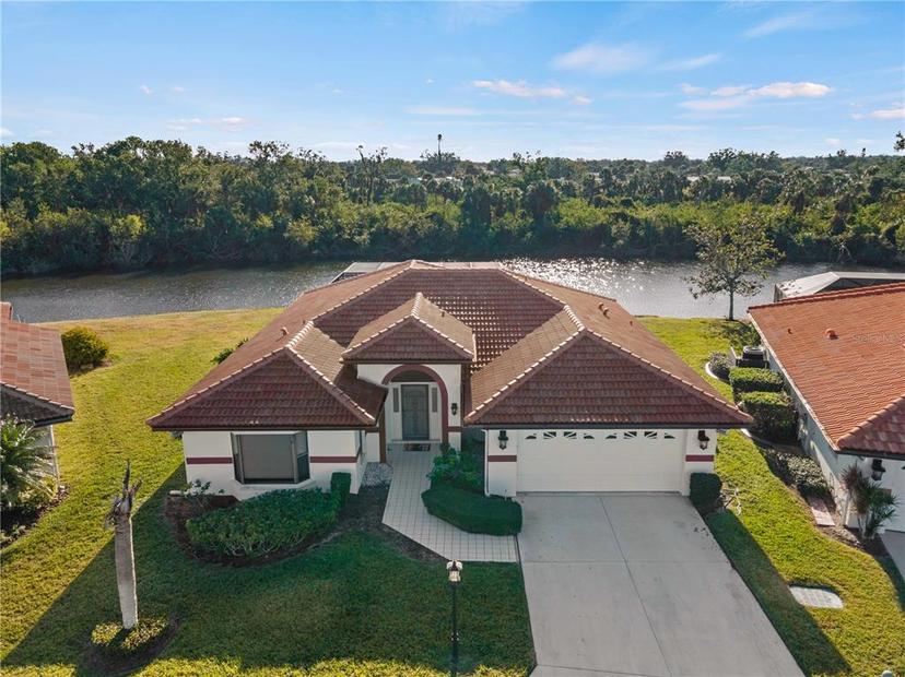 Picture of 1946 Cove Pointe Drive, Venice FL 34293
