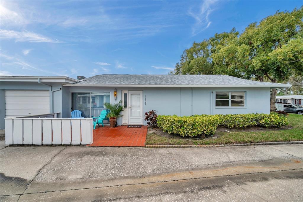 Picture of 1606 Berwick Court Unit 10B, Palm Harbor, FL 34684