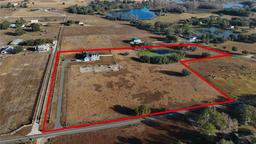 Picture of 2437 Bay Lake Loop, Groveland, FL 34736