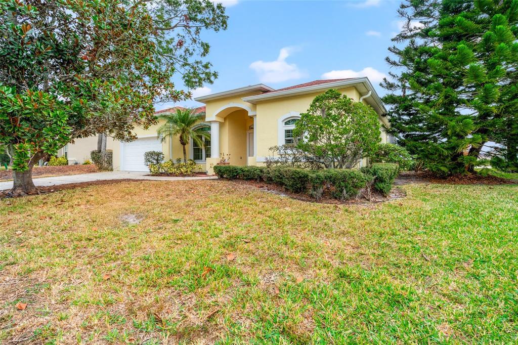Picture of 11032 Lynn Lake Circle, Tampa, FL 33625