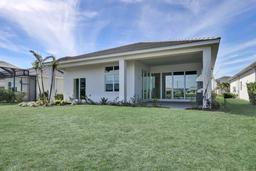 Picture of 8035 Redonda Loop, Bradenton, FL 34202