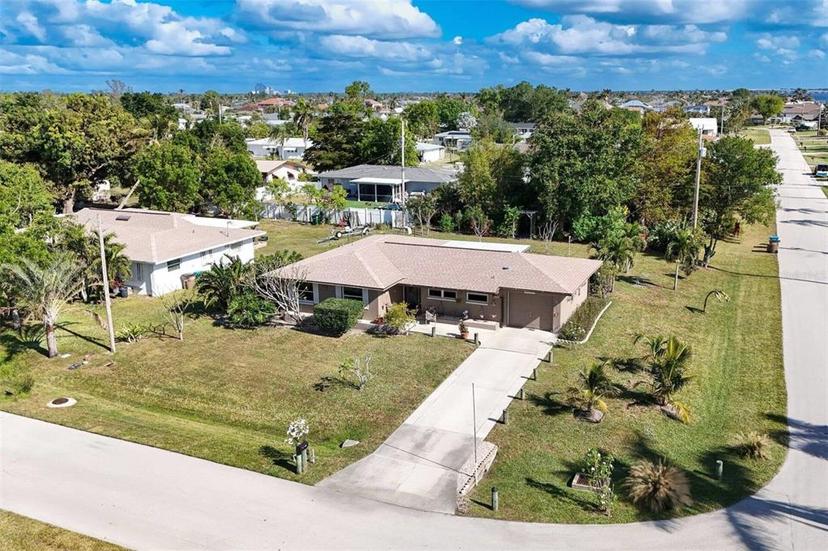 Picture of 2717 SE 17Th Place, Cape Coral FL 33904