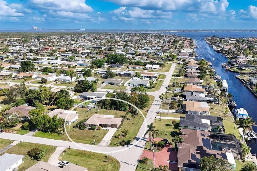 Picture of 2717 SE 17Th Place, Cape Coral FL 33904