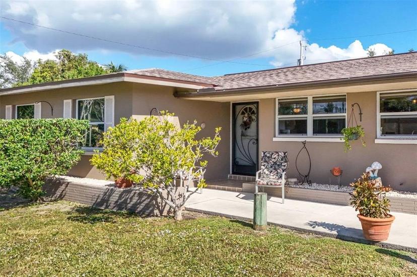 Picture of 2717 SE 17Th Place, Cape Coral FL 33904