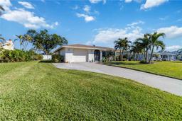 Picture of 1224 Pinebrook Way, Venice, FL 34285