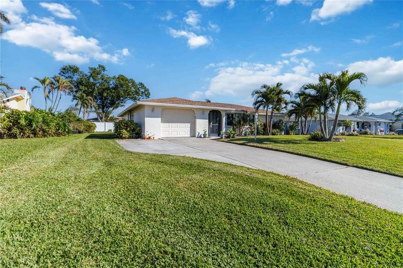 Picture of 1224 Pinebrook Way, Venice FL 34285