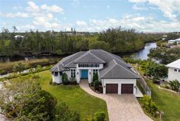 Picture of 609 Colonial Bay Drive, Nokomis, FL 34275