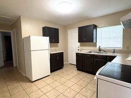 Picture of 5165 Gwynne Avenue, Orlando, FL 32810