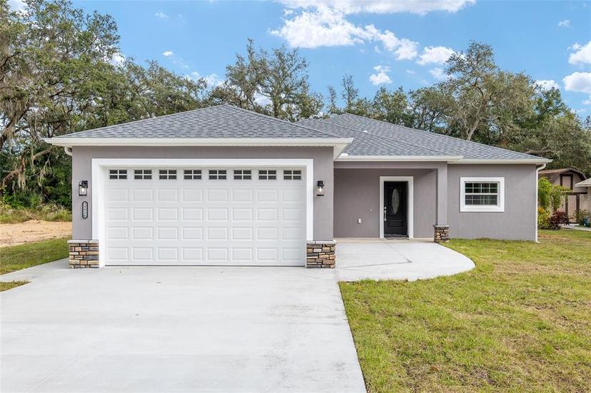 Picture of 39926 Parkinsonia Street, Lady Lake FL 32159