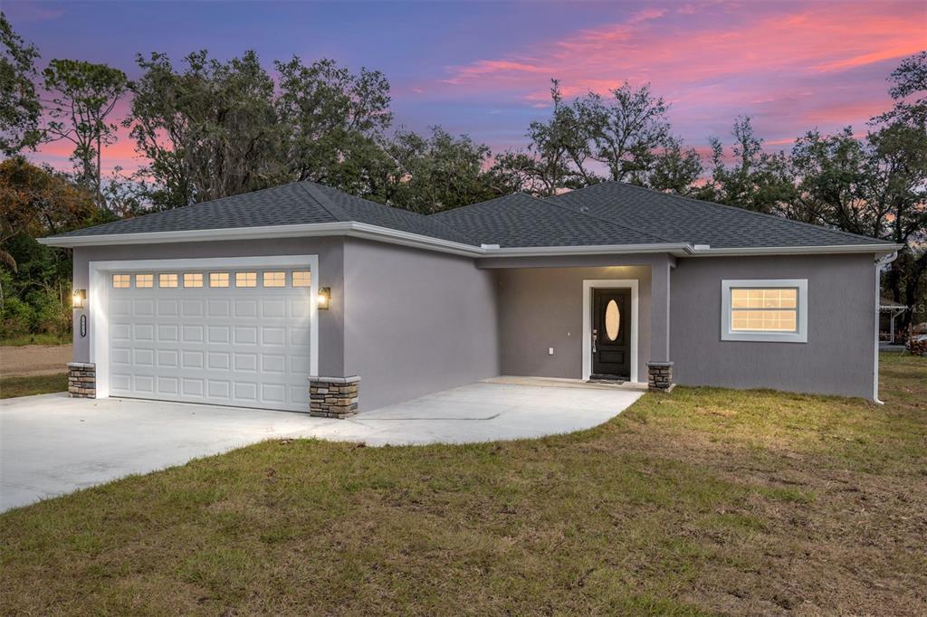 Picture of 39926 Parkinsonia Street, Lady Lake, FL 32159