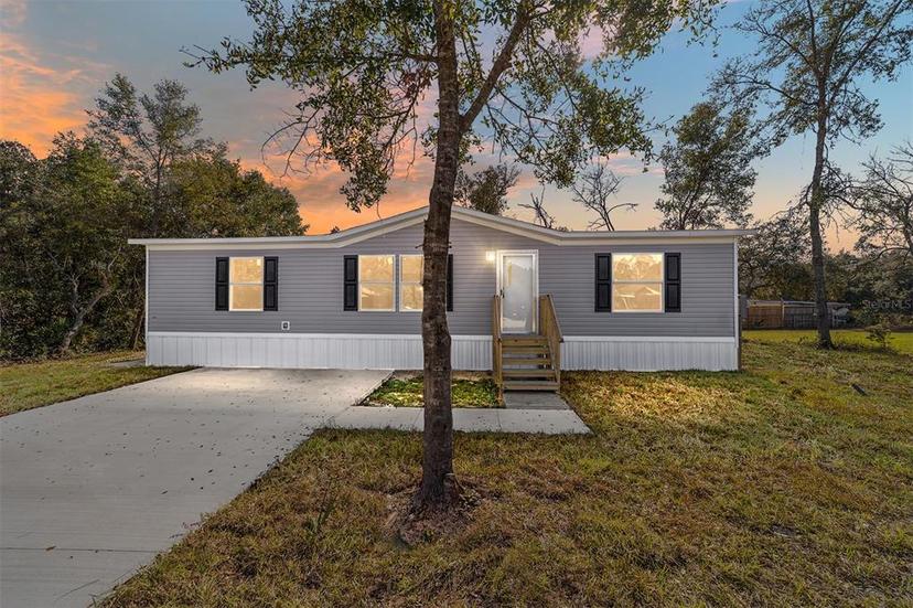 Picture of 18478 SE 58Th Place, Ocklawaha FL 32179