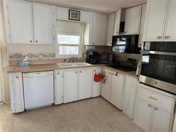 Picture of 5691 Begonia Road, Venice, FL 34293