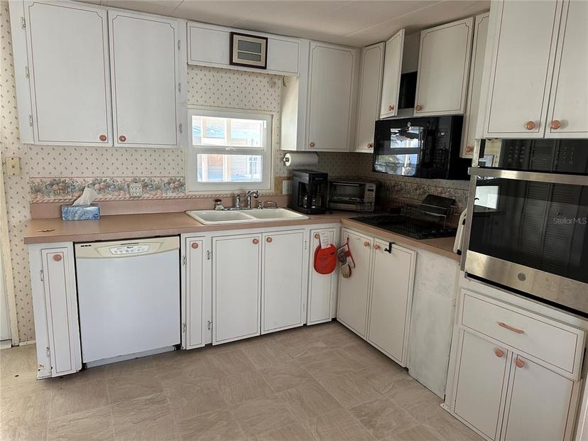 Picture of 5691 Begonia Road, Venice FL 34293